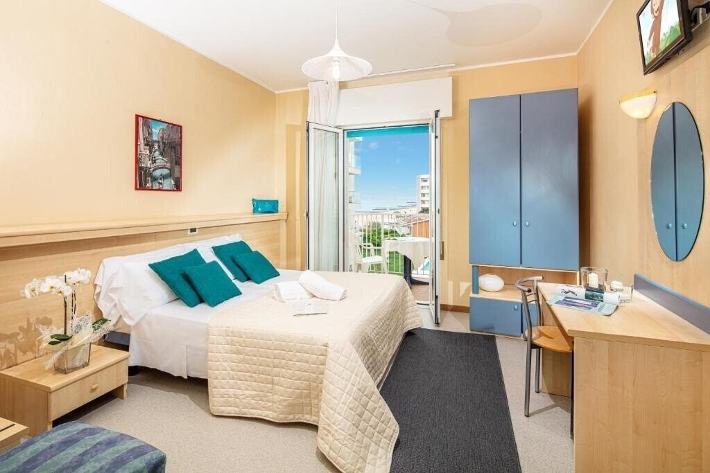 Панорама Condor 3*