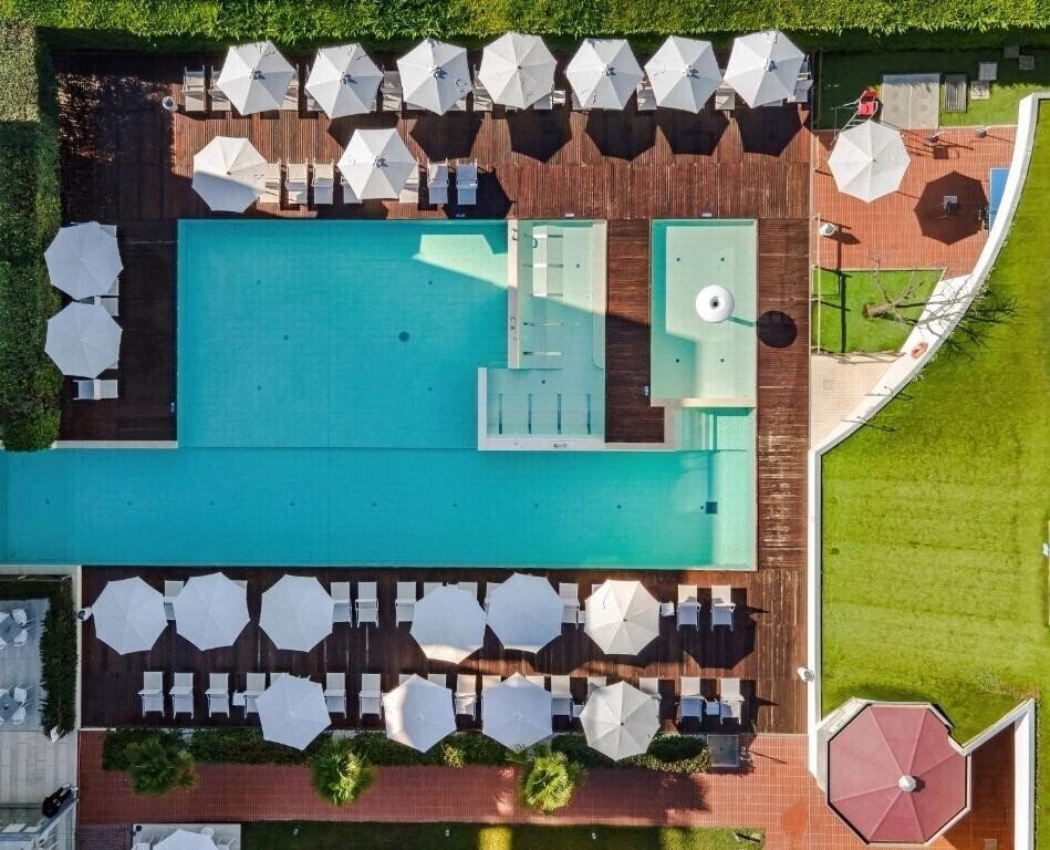 Территория Domino Suite & Residence 3*