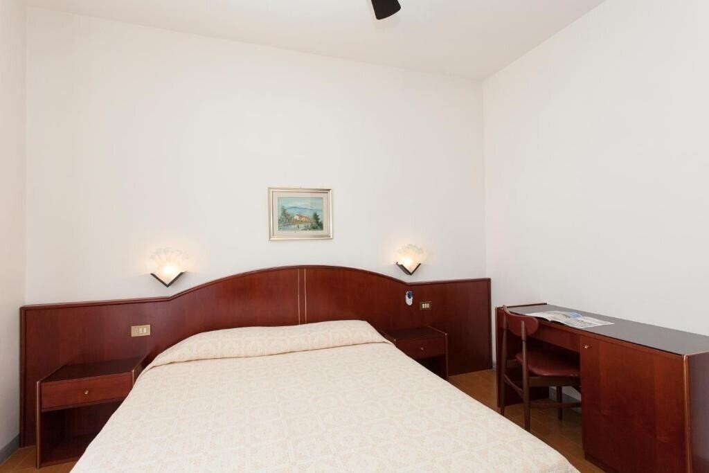 Апартаменты Hotel Arborea 2*