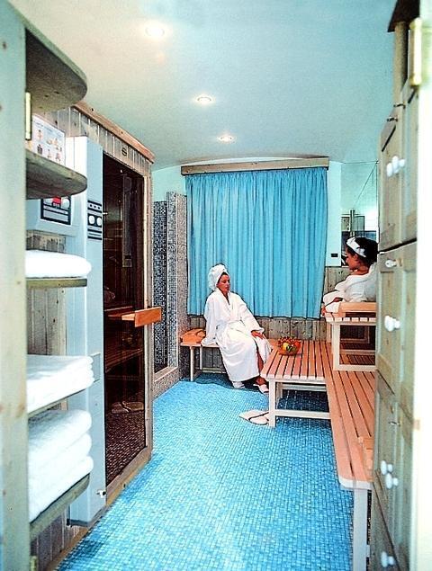 Апартаменты Astro 4*