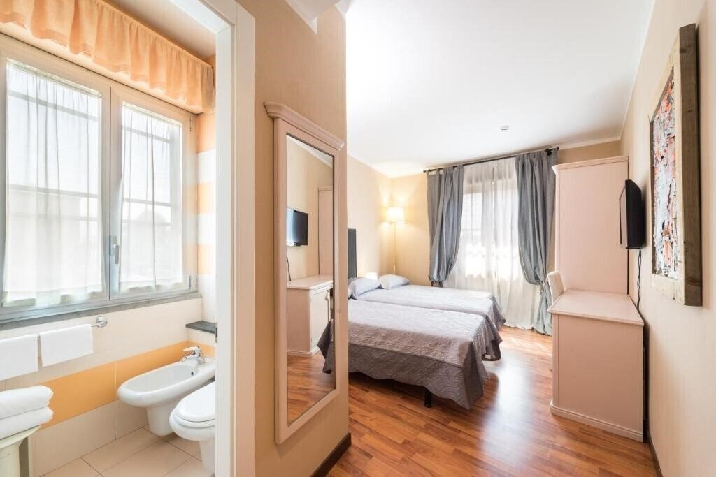 Панорама Bernardino Hotel 3*