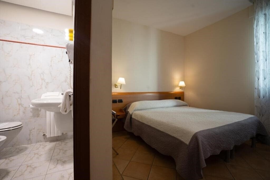 Фотографія Bernardino Hotel 3*