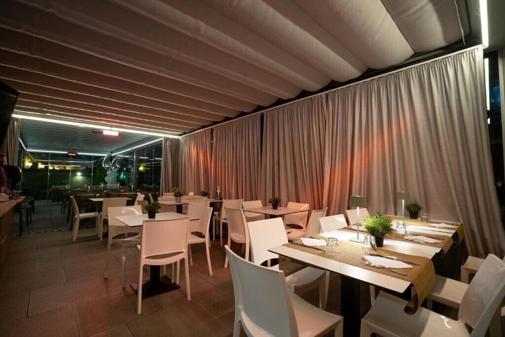 Зображення Bernardino Hotel 3*