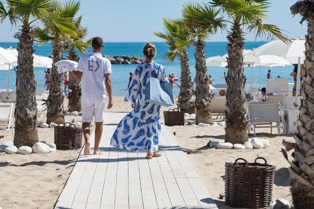 Апартаменти Excelsior Hotel (Pesaro) 5*