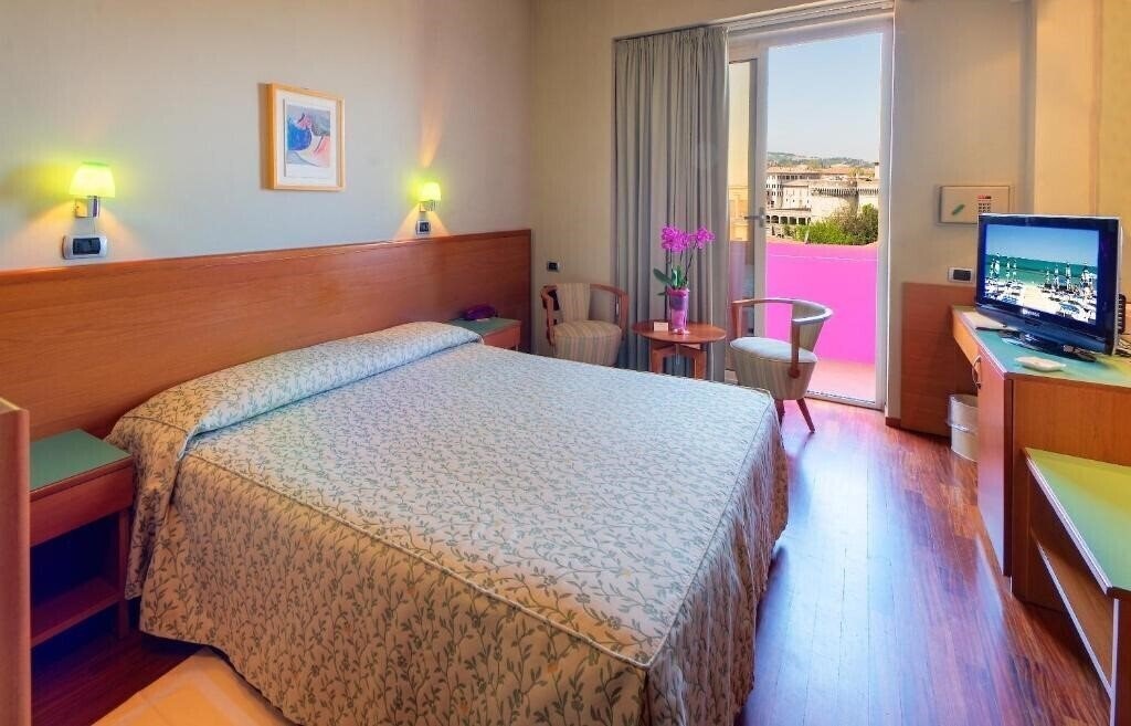 Територія Senbhotel Senigallia 4*