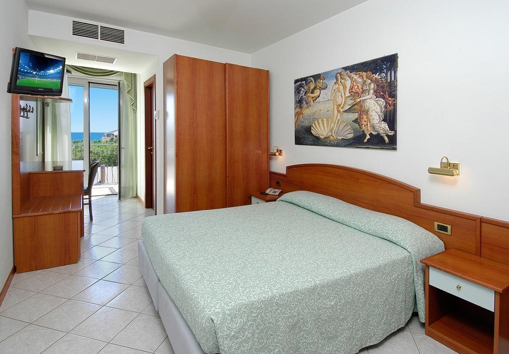 Фотографія Domingo Hotel (San Benedetto Del Tronto) 3*