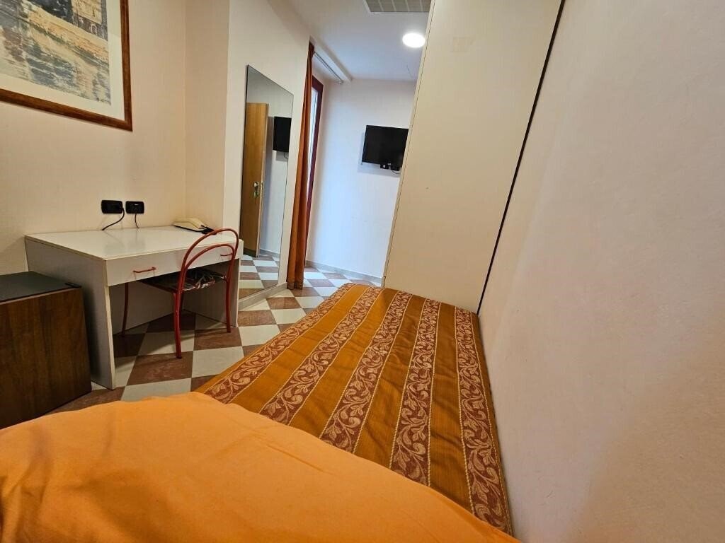 Зображення Fiorella Hotel (Senigallia) 2*