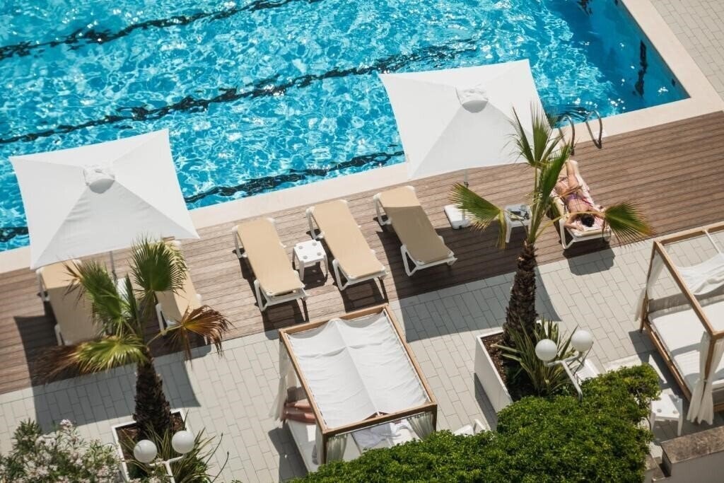 Отель Ritz Hotel Senigallia 4*