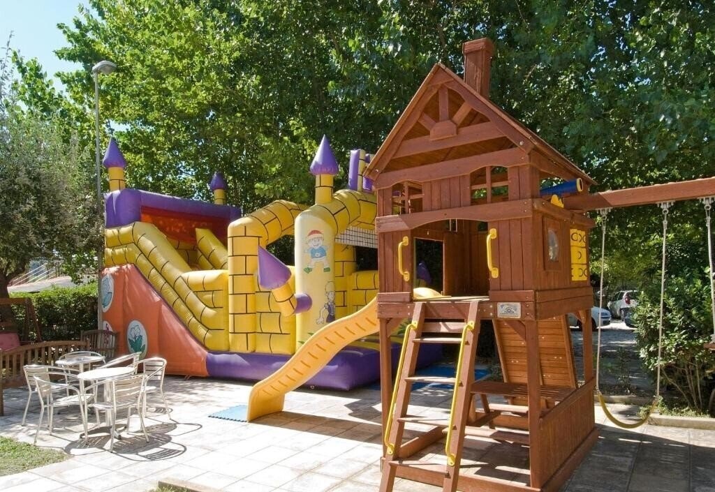 Вид Nuovo Diana (Senigallia) 3*