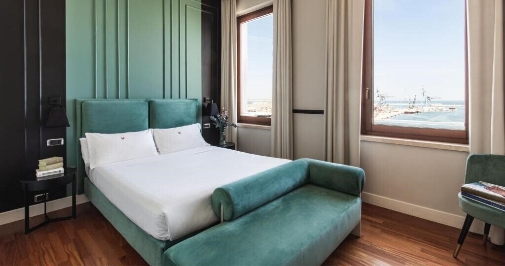 Територія Seeport Hotel Ancona 4*