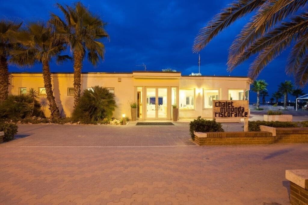 Вид Il Timone Hotel (Porto San Giorgio) 4*