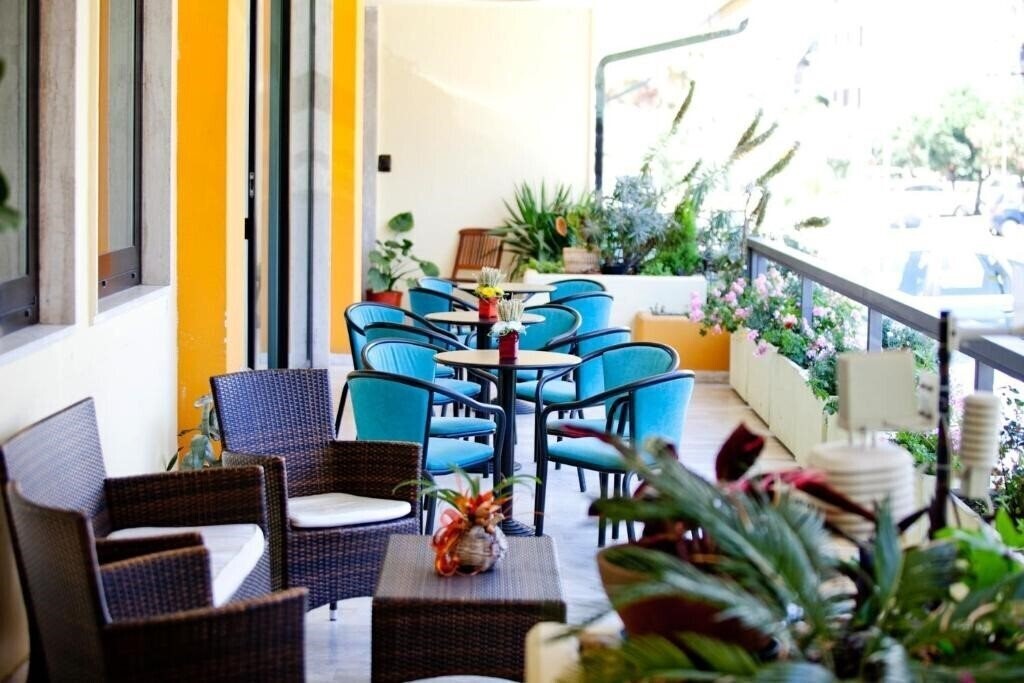 Панорама Canguro Hotel (San Benedetto Del Tronto) 3*