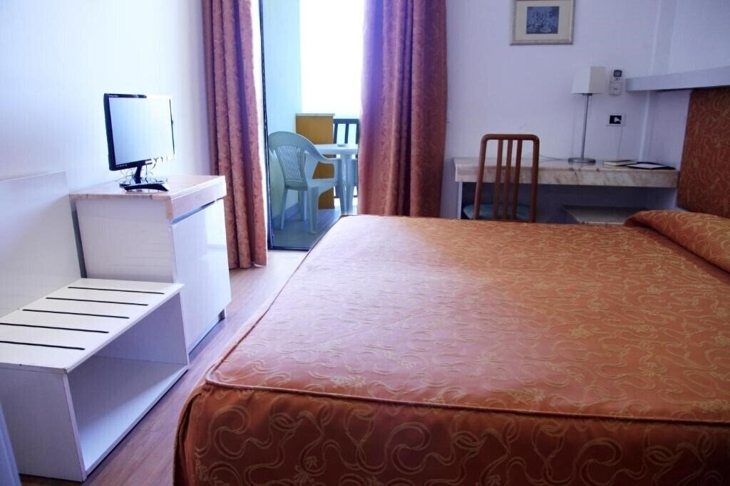 Территория Canguro Hotel (San Benedetto Del Tronto) 3*