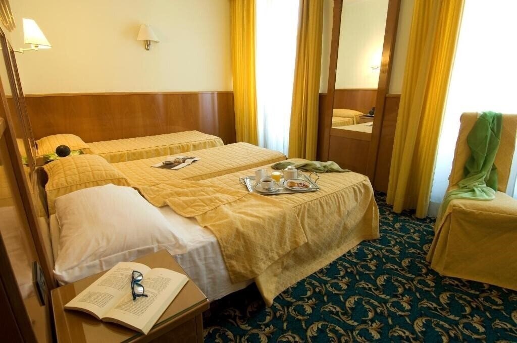 Вид Cinque Giornate 3*