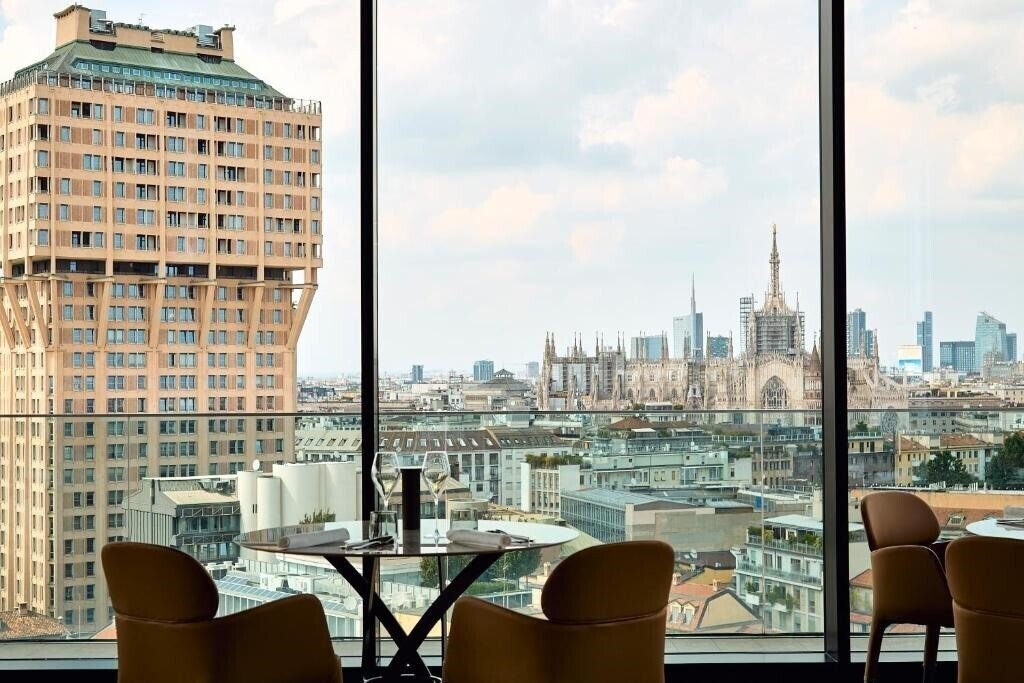 Готель Uptown Palace 4*