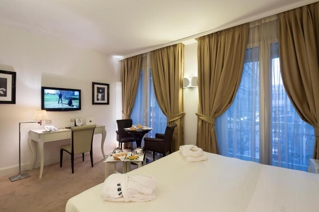 Панорама Una Maison Milano 4*