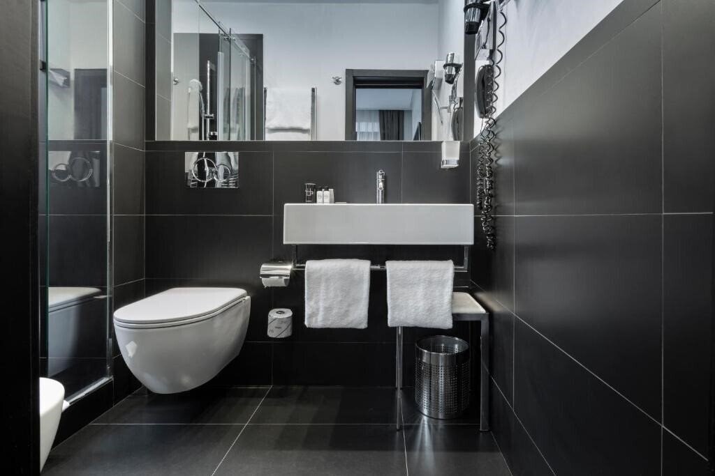 Панорама Napoleon Hotel 4*