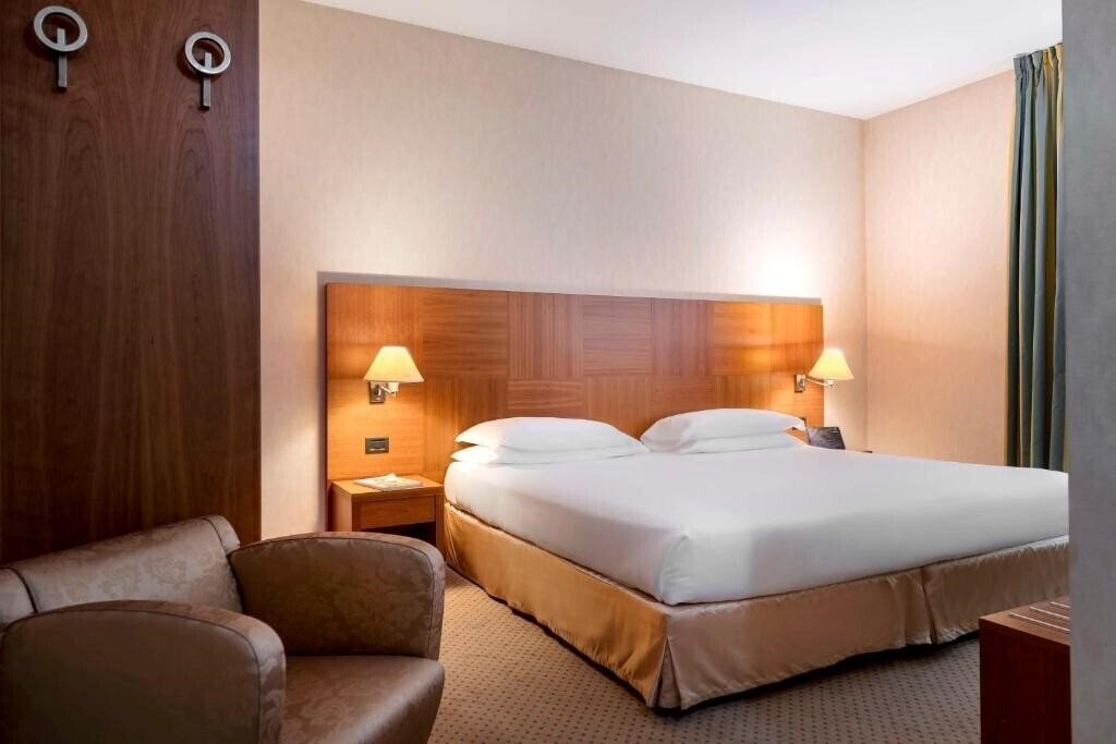 Територія Best Western Cavalieri Della Corona 4*