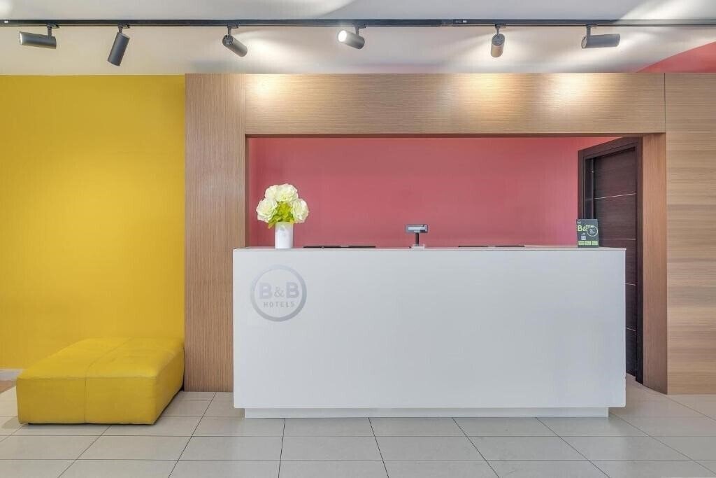 Вид B&B Hotel Milano Cenisio Garibaldi 3*