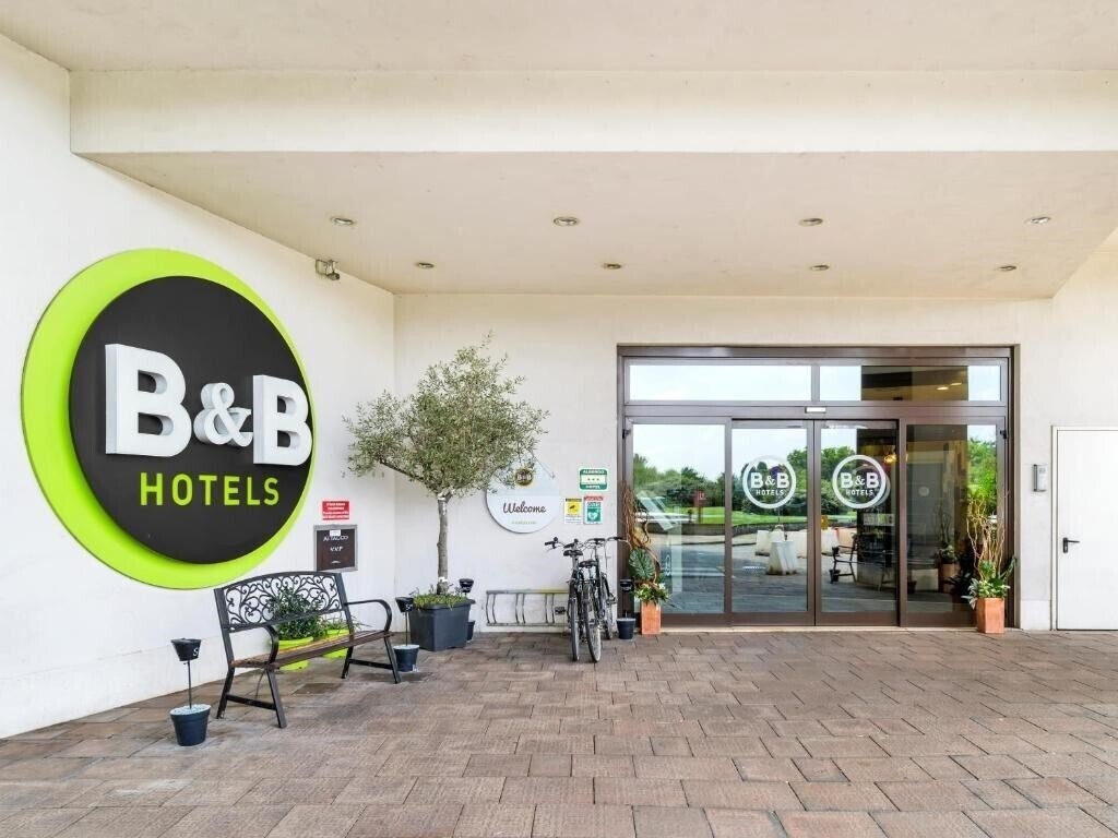 Апартаменты B&B Hotel Milano-Monza 3*