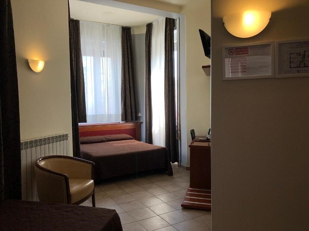 Территория Hotel Brenta Milano 2*