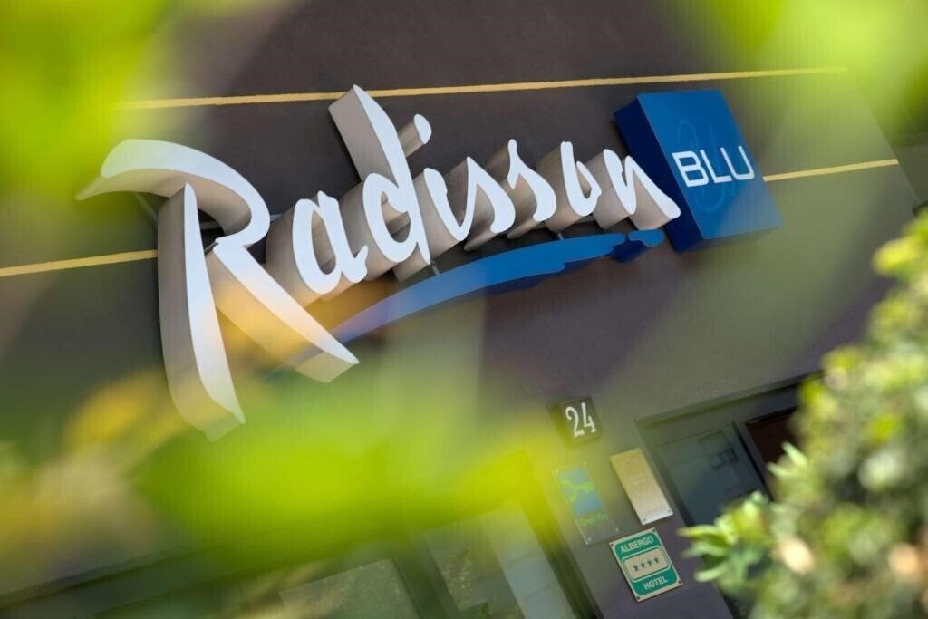 Панорама Radisson Blu Hotel 4*