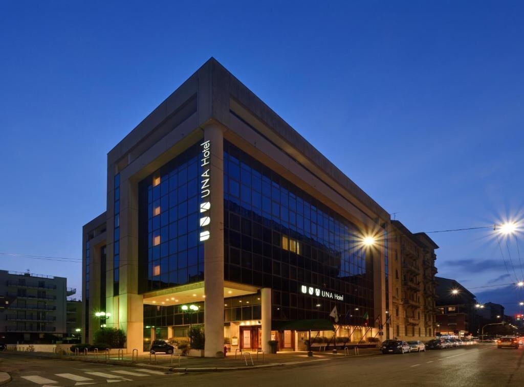 Готель Una Hotel Scandinavia 4*