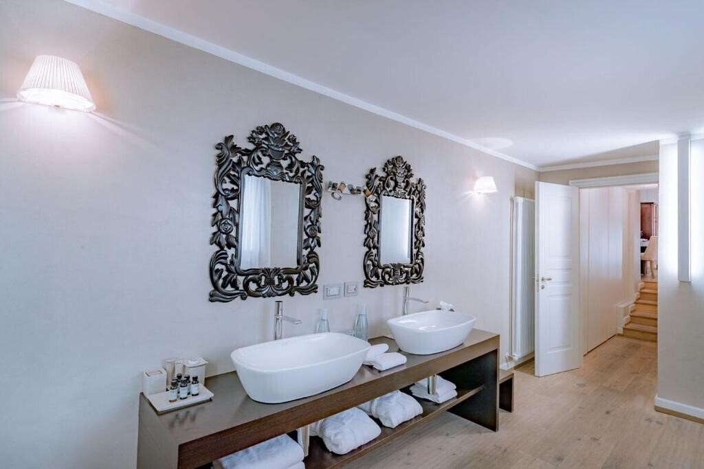 Вид Town House 33 4*