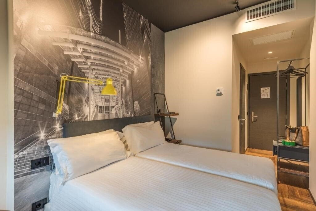 Панорама Hotel Roxi 3*