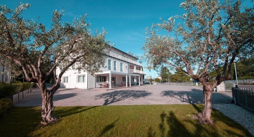 Картинка Dore 3*