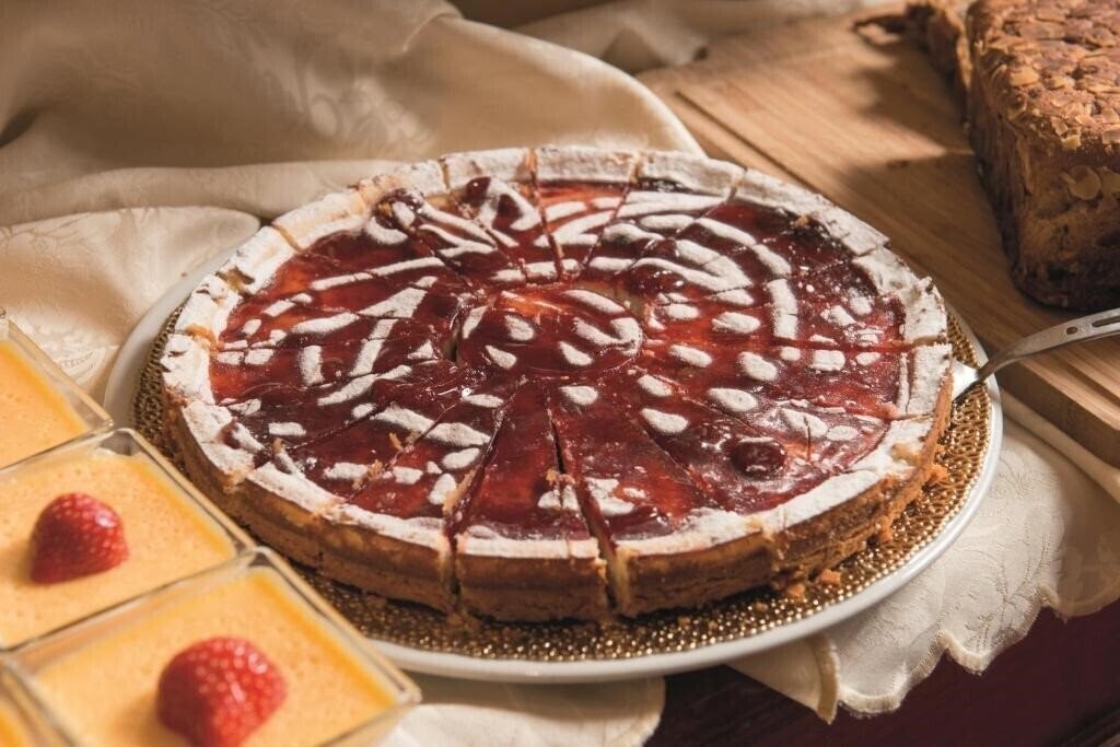 Панорама Berna 4*