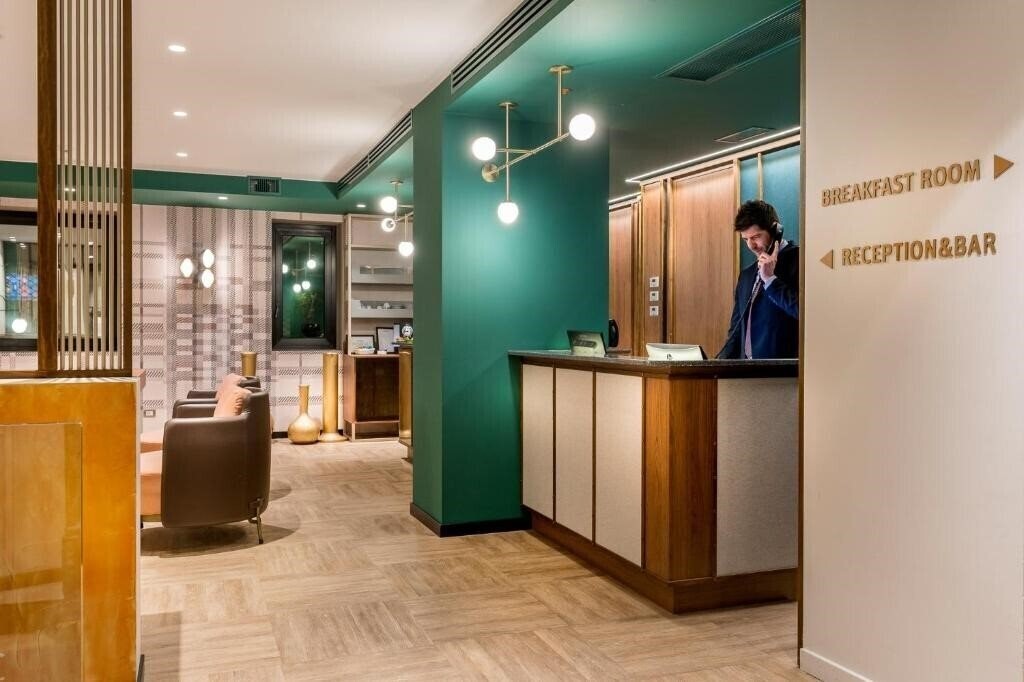 Вид Hotel Canada Urban Chic 3*