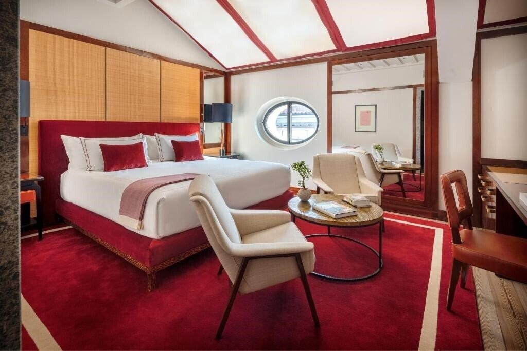 Фотография Portrait Milano 5*