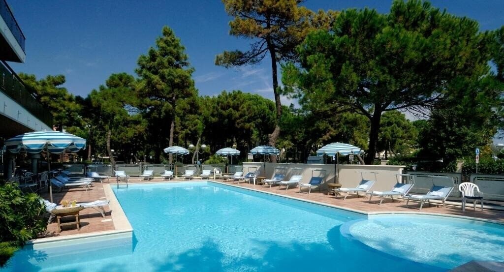 Панорама Imperiale Milano Marittima 4*
