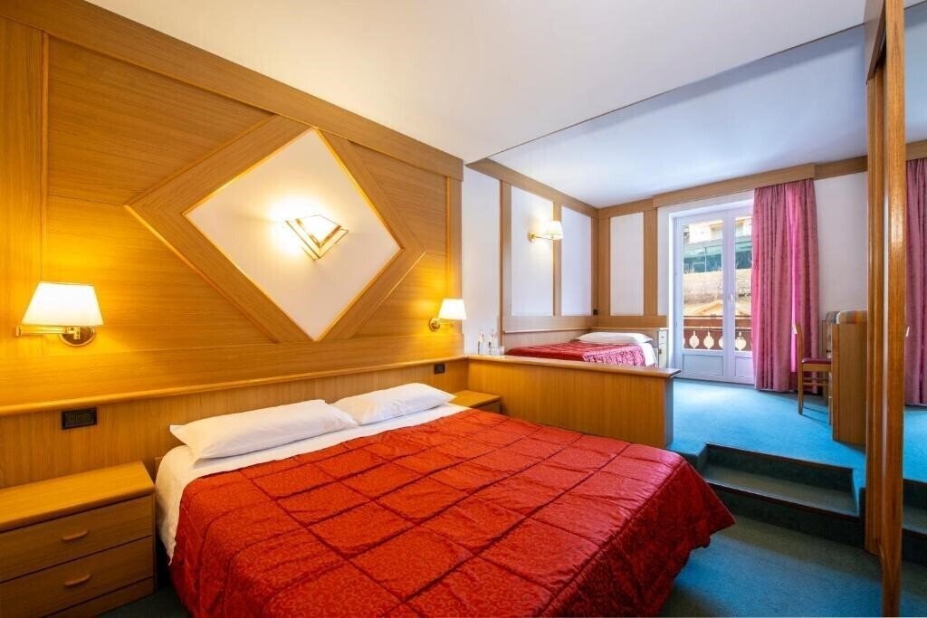 Апартаменти Hotel La Serenella Moena 3*