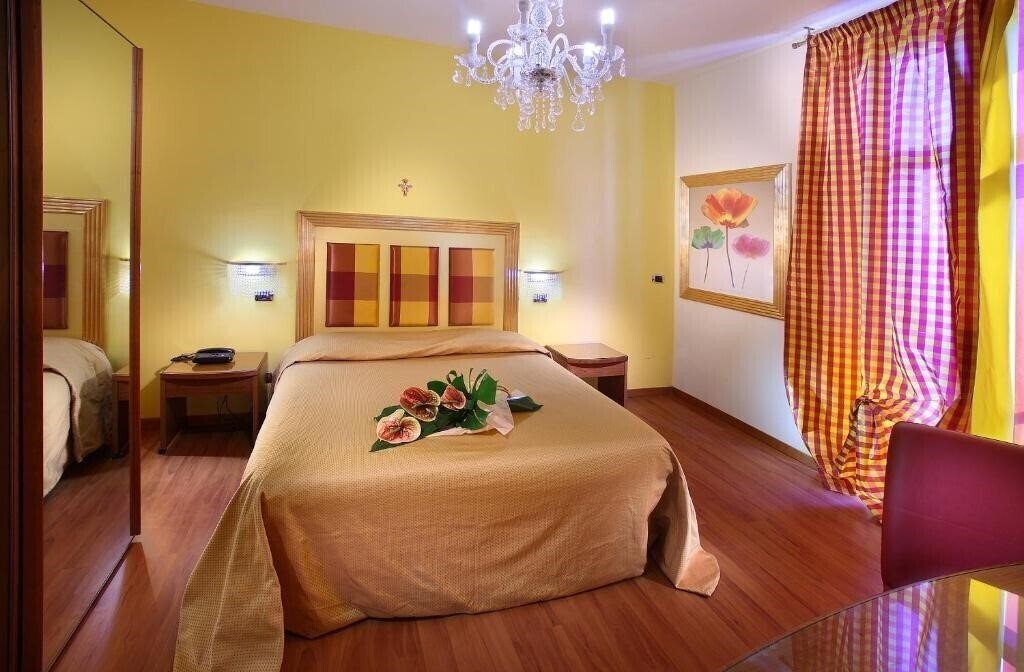 Готель Nuovo Savi 3*