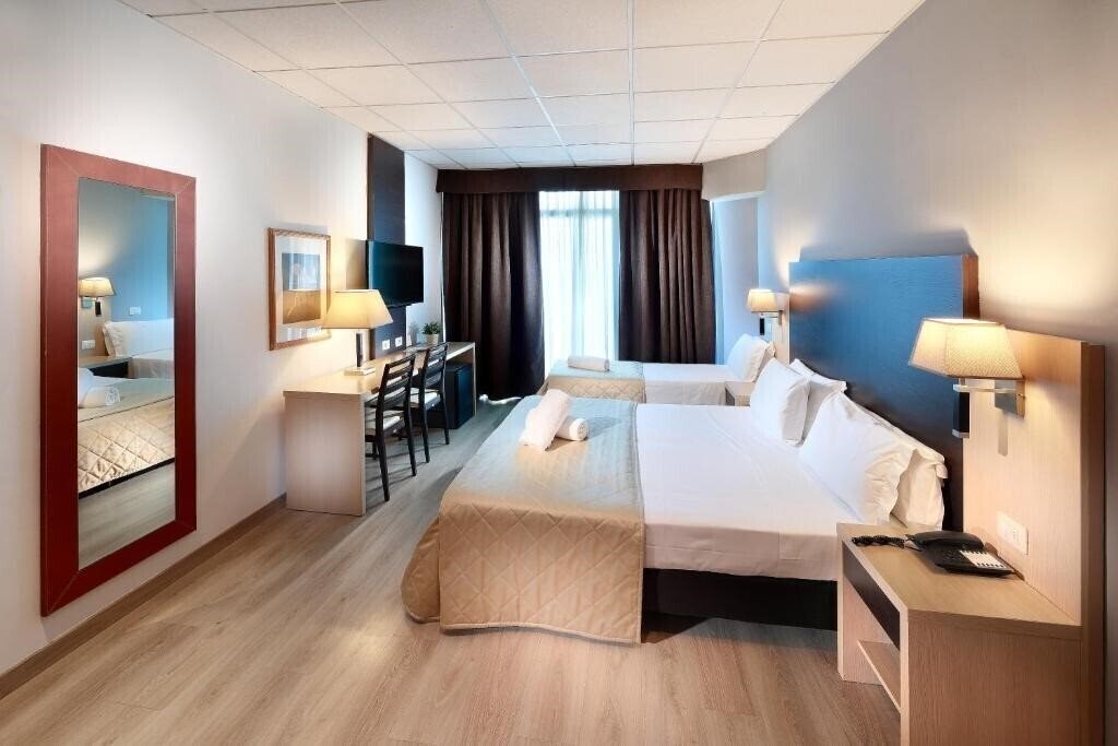 Територія Tuscany Inn 4*