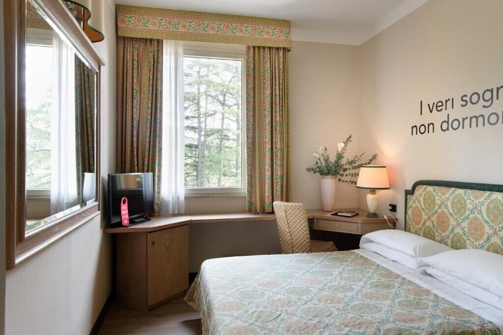 Территория Grand Hotel Panoramic 4*