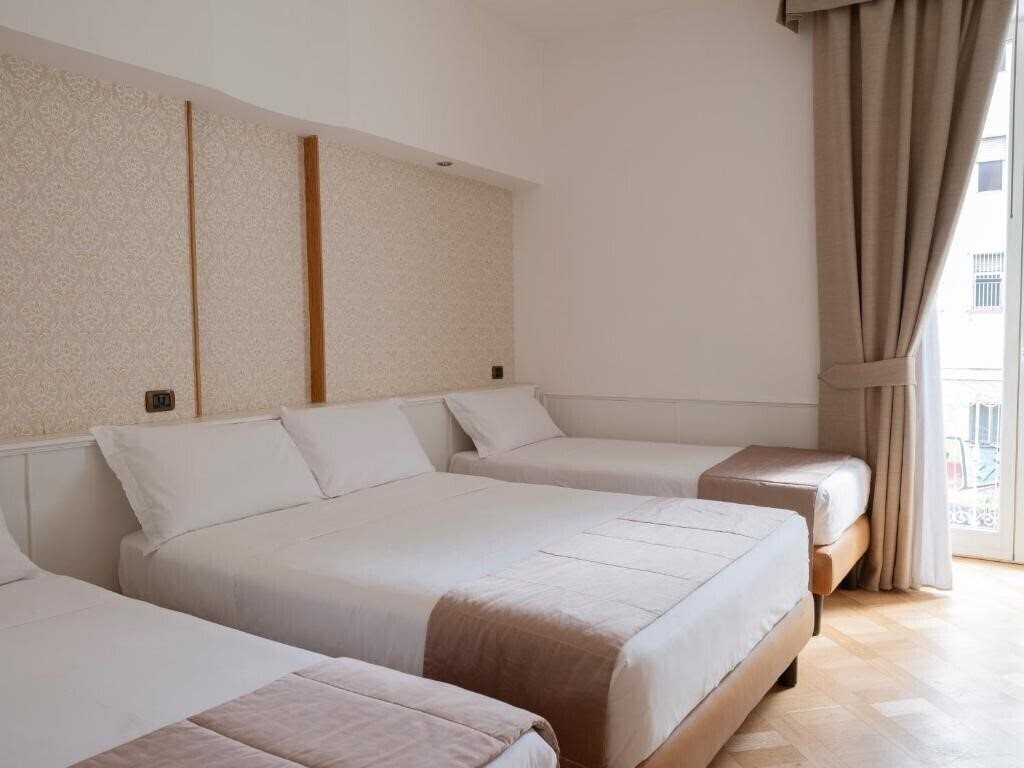 Вид Europa Grand Hotel 3*