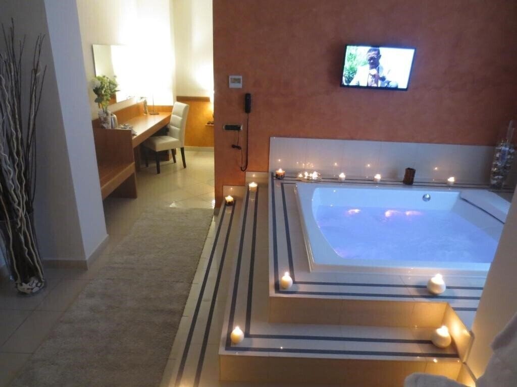 Картинка Joyfull 3*