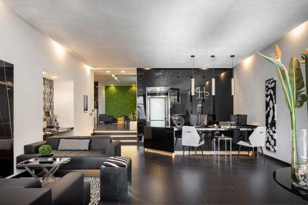 Панорама Serius 4*