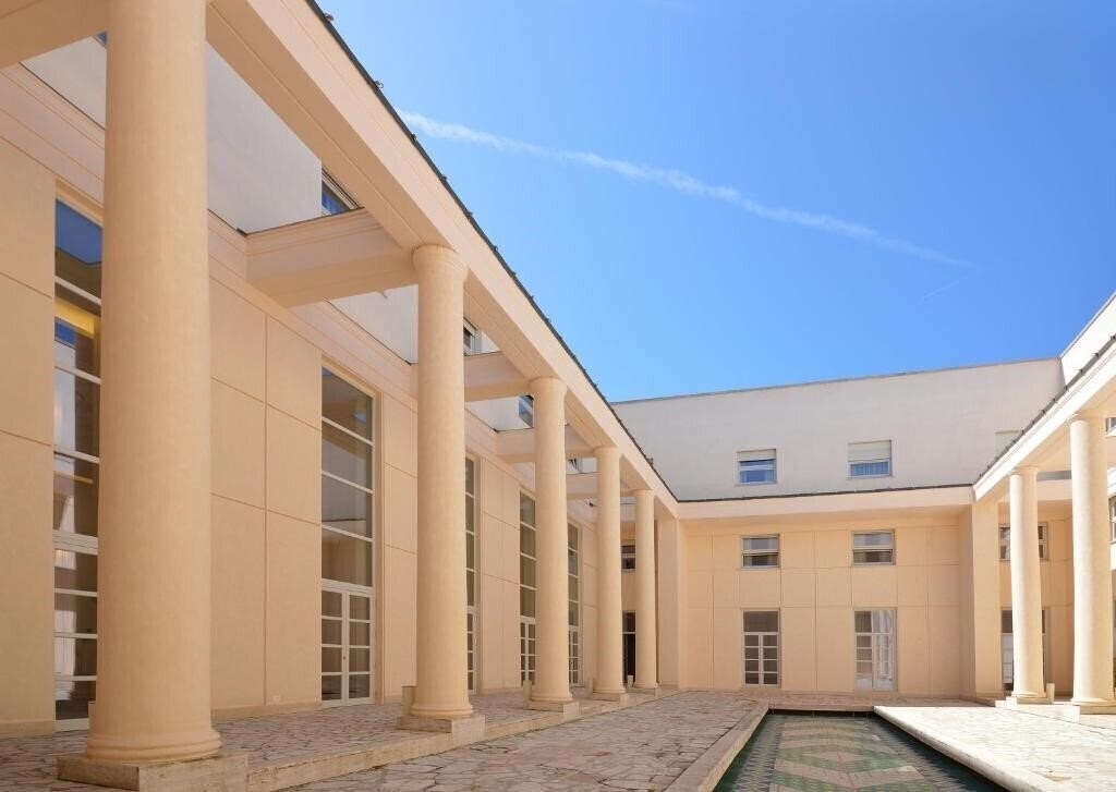 Територія Palazzo Esedra 4*