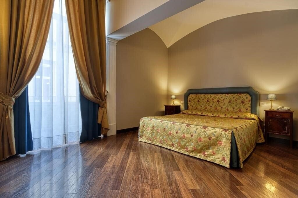 Панорама Decumani Hotel De Charme 4*