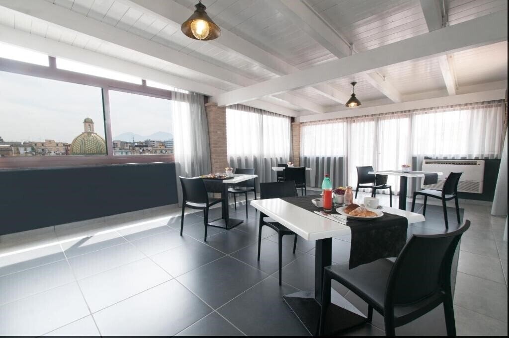 Картинка Fly Boutique (ex. Chanel) 3*