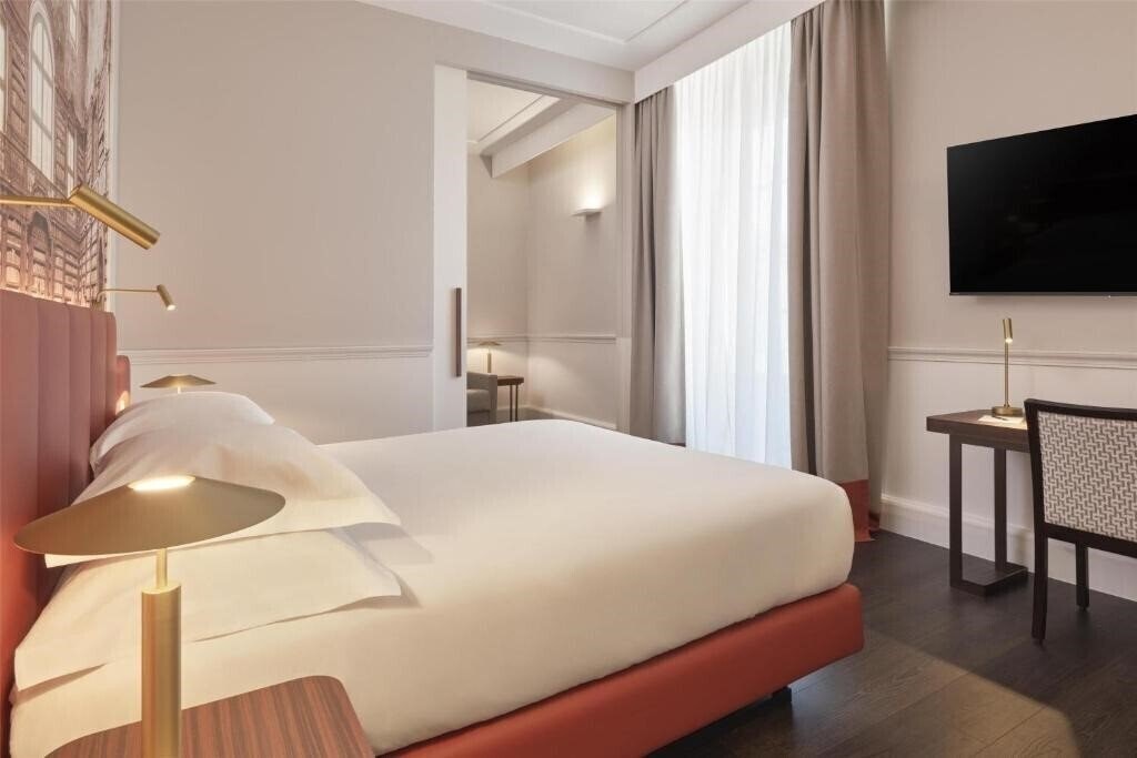 Територія Palazzo Caracciolo 4*