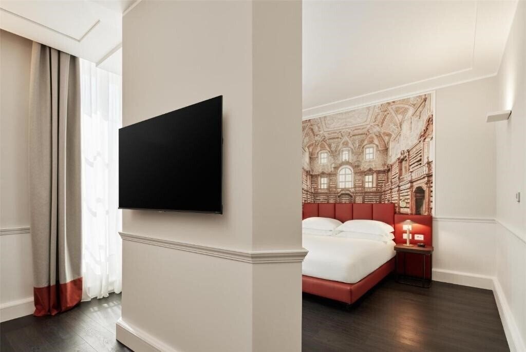 Вид Palazzo Caracciolo 4*