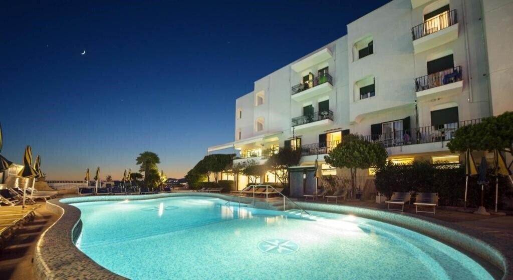 Панорама Ambasciatori 4*