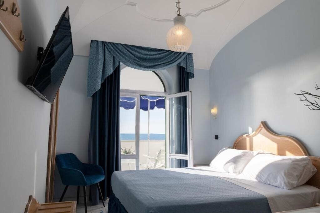 Вид Punta Imperatore 4*