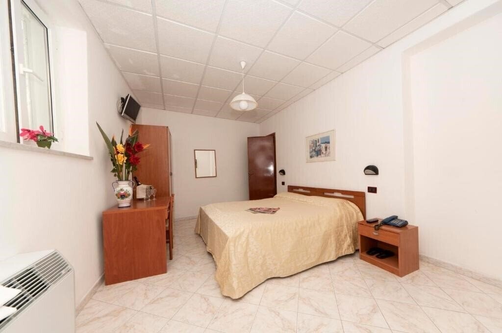 Панорама Hotel Villa Franca Forio d'Ischia 3*