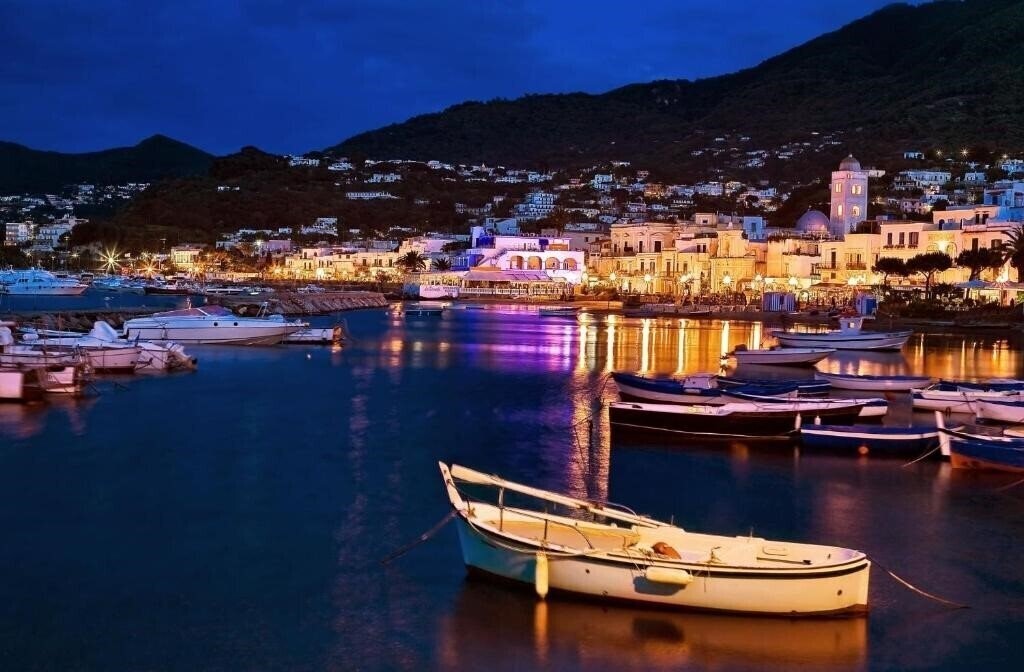 Картинка La Sirenella 3*